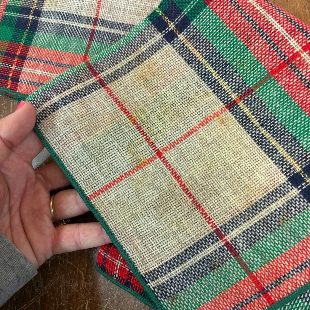 Vintage Plaid Christmas Round Tablecloth 67in and 8 Napkins Set Red Green Gold